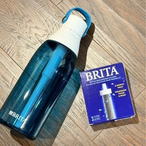 Brita Aqua Blue Bottle with Filter Pack NEW